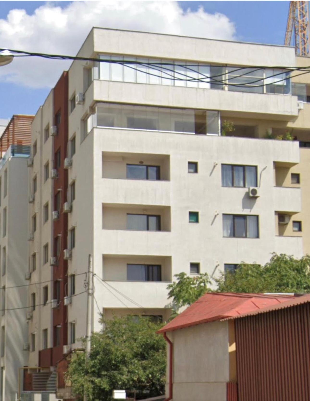 Cozy Apartment With Self Check-In Near Promenada Mall And Verdi Park Букурещ Екстериор снимка